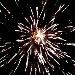 烟花鞭炮价格/瑞彩烟花爆竹sell/鞭炮公司